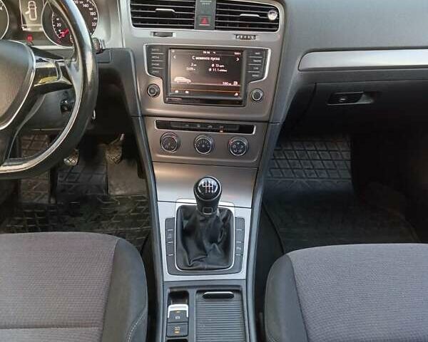 Сірий Фольксваген Гольф, об'ємом двигуна 1.6 л та пробігом 199 тис. км за 10950 $, фото 32 на Automoto.ua