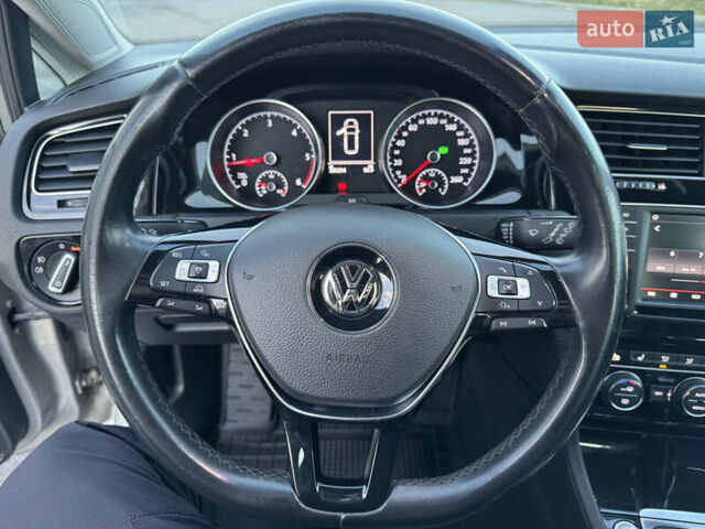 Сірий Фольксваген Гольф, об'ємом двигуна 1.6 л та пробігом 335 тис. км за 11999 $, фото 55 на Automoto.ua
