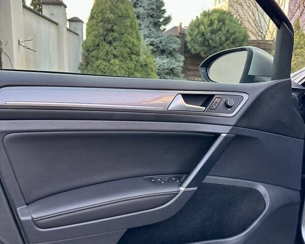 Серый Фольксваген Гольф, объемом двигателя 1.8 л и пробегом 137 тыс. км за 13999 $, фото 48 на Automoto.ua