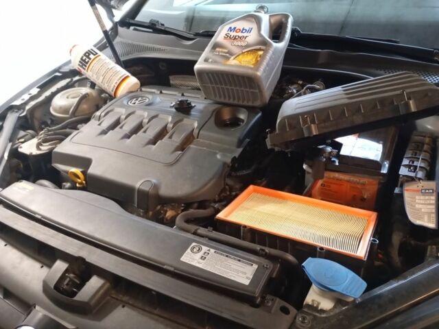 Серый Фольксваген Гольф, объемом двигателя 1.6 л и пробегом 249 тыс. км за 11500 $, фото 3 на Automoto.ua