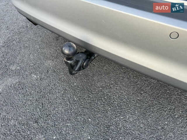 Сірий Фольксваген Гольф, об'ємом двигуна 1.6 л та пробігом 335 тис. км за 11999 $, фото 41 на Automoto.ua
