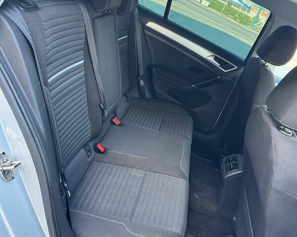 Сірий Фольксваген Гольф, об'ємом двигуна 1.6 л та пробігом 255 тис. км за 10500 $, фото 14 на Automoto.ua