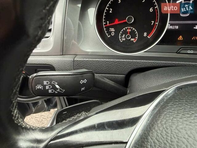 Серый Фольксваген Гольф, объемом двигателя 1.8 л и пробегом 199 тыс. км за 12200 $, фото 25 на Automoto.ua