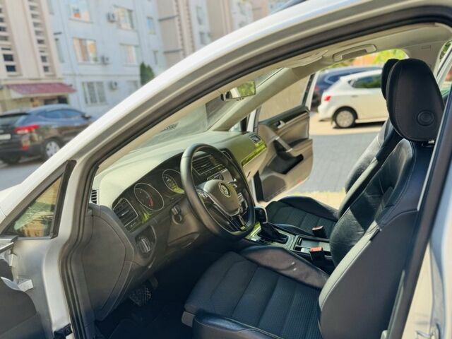 Серый Фольксваген Гольф, объемом двигателя 2 л и пробегом 92 тыс. км за 11500 $, фото 12 на Automoto.ua