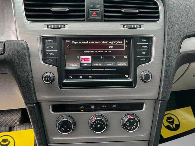 Сірий Фольксваген Гольф, об'ємом двигуна 1.6 л та пробігом 282 тис. км за 10500 $, фото 11 на Automoto.ua