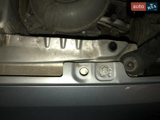 Сірий Фольксваген Гольф, об'ємом двигуна 1.8 л та пробігом 110 тис. км за 13200 $, фото 39 на Automoto.ua