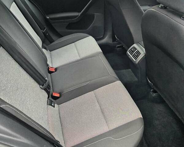 Сірий Фольксваген Гольф, об'ємом двигуна 1.6 л та пробігом 205 тис. км за 10499 $, фото 41 на Automoto.ua