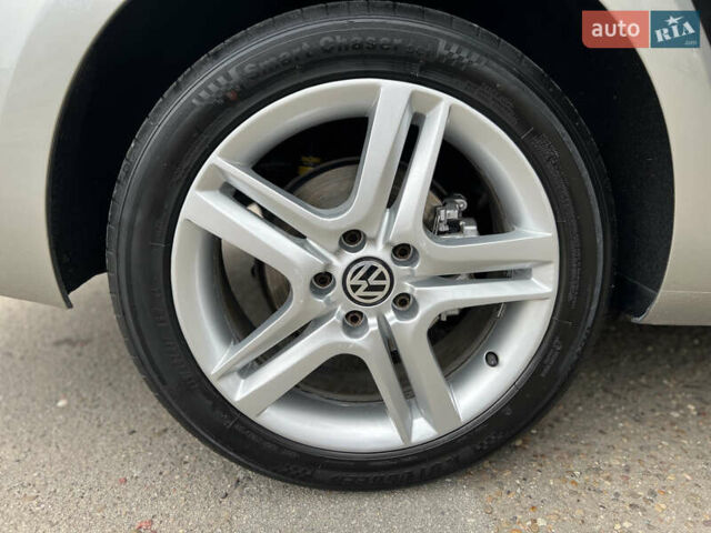 Серый Фольксваген Гольф, объемом двигателя 1.97 л и пробегом 300 тыс. км за 10700 $, фото 39 на Automoto.ua