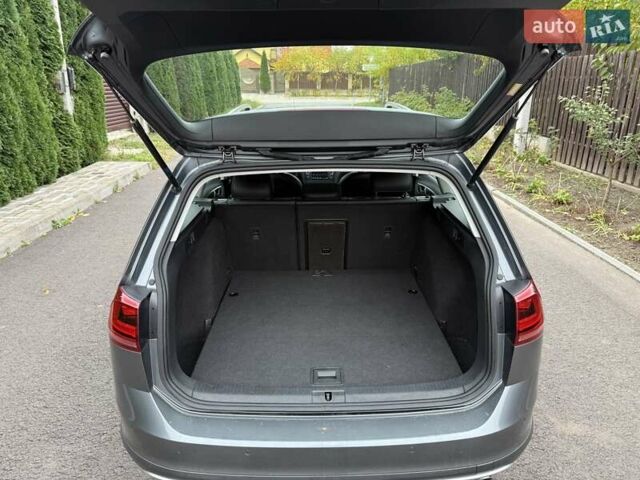 Серый Фольксваген Гольф, объемом двигателя 1.8 л и пробегом 199 тыс. км за 12200 $, фото 33 на Automoto.ua