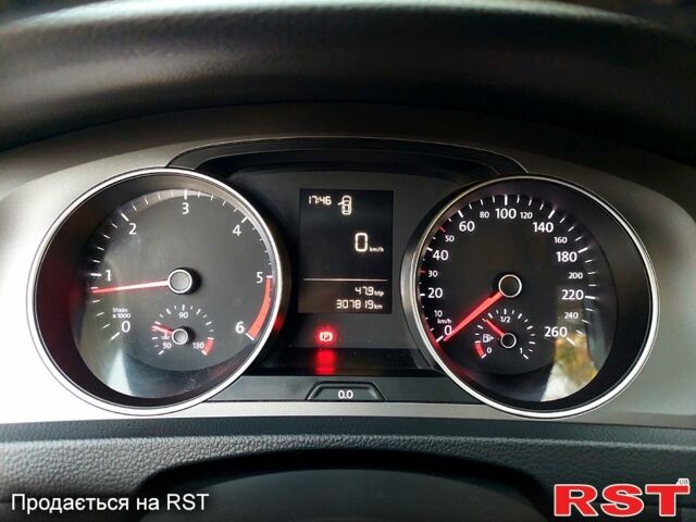 Серый Фольксваген Гольф, объемом двигателя 1.6 л и пробегом 307 тыс. км за 11300 $, фото 8 на Automoto.ua