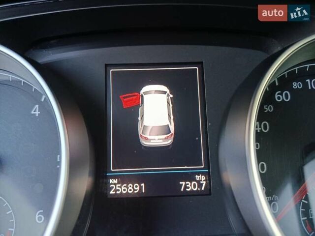 Серый Фольксваген Гольф, объемом двигателя 1.6 л и пробегом 331 тыс. км за 10900 $, фото 18 на Automoto.ua