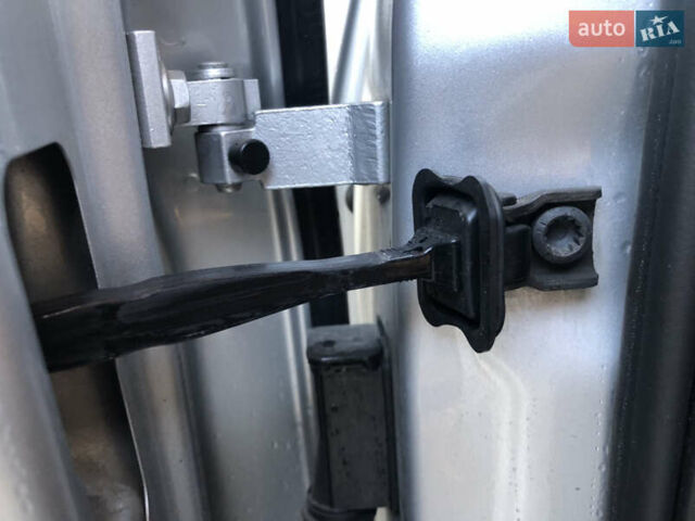 Сірий Фольксваген Гольф, об'ємом двигуна 1.8 л та пробігом 110 тис. км за 13200 $, фото 25 на Automoto.ua