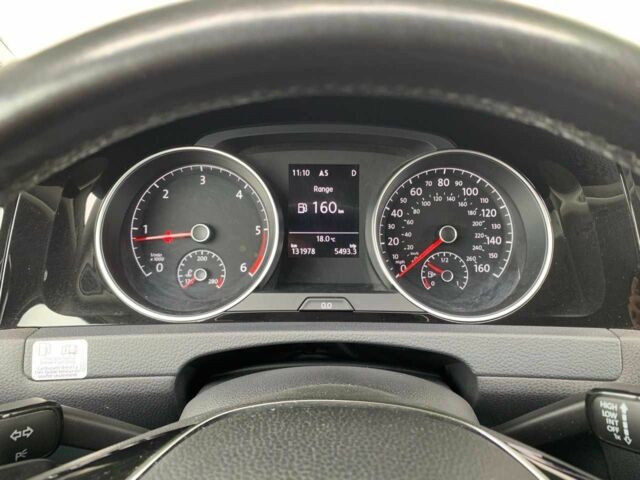 Серый Фольксваген Гольф, объемом двигателя 2 л и пробегом 135 тыс. км за 16714 $, фото 4 на Automoto.ua