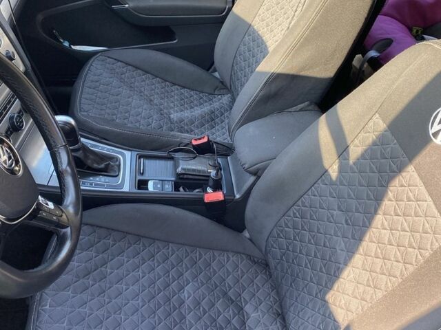 Серый Фольксваген Гольф, объемом двигателя 1.6 л и пробегом 254 тыс. км за 12300 $, фото 6 на Automoto.ua