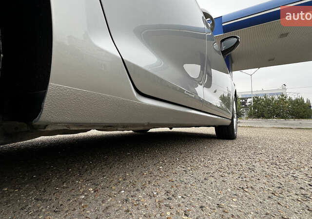 Серый Фольксваген Гольф, объемом двигателя 1.97 л и пробегом 300 тыс. км за 10700 $, фото 24 на Automoto.ua