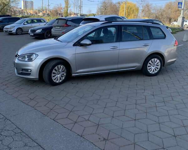 Серый Фольксваген Гольф, объемом двигателя 1.6 л и пробегом 298 тыс. км за 9900 $, фото 7 на Automoto.ua