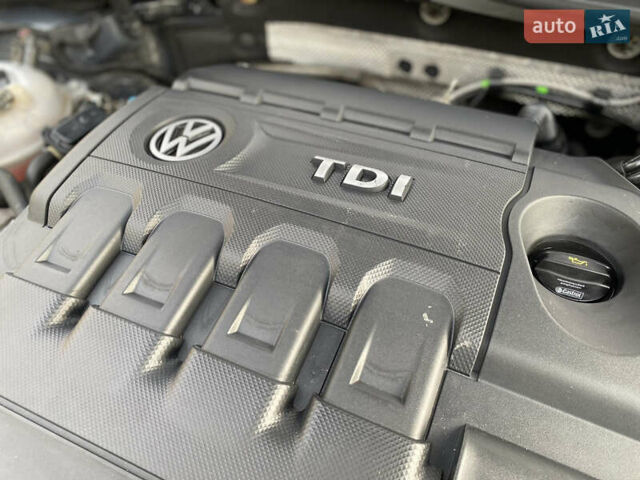Сірий Фольксваген Гольф, об'ємом двигуна 2 л та пробігом 260 тис. км за 11900 $, фото 26 на Automoto.ua