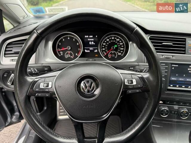 Серый Фольксваген Гольф, объемом двигателя 1.8 л и пробегом 199 тыс. км за 12200 $, фото 27 на Automoto.ua