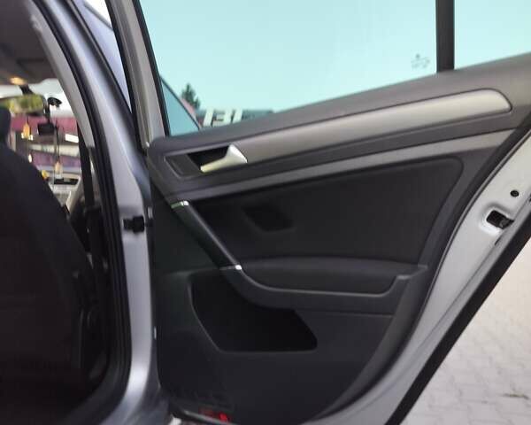 Сірий Фольксваген Гольф, об'ємом двигуна 1.97 л та пробігом 320 тис. км за 13299 $, фото 22 на Automoto.ua