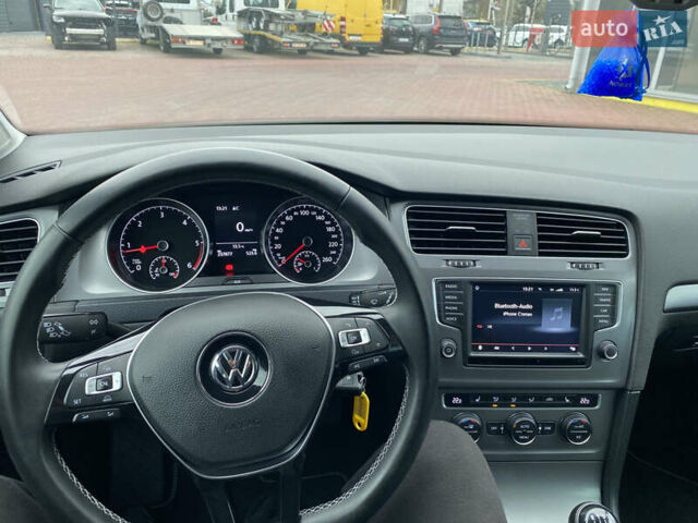 Серый Фольксваген Гольф, объемом двигателя 1.6 л и пробегом 237 тыс. км за 12200 $, фото 29 на Automoto.ua