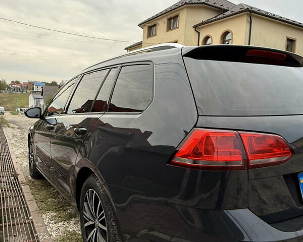 Серый Фольксваген Гольф, объемом двигателя 1.6 л и пробегом 250 тыс. км за 12300 $, фото 4 на Automoto.ua