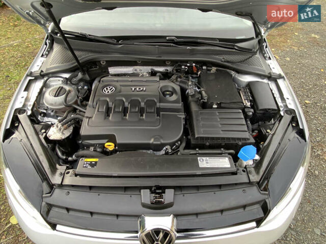 Серый Фольксваген Гольф, объемом двигателя 1.6 л и пробегом 237 тыс. км за 12200 $, фото 18 на Automoto.ua