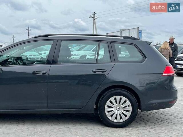 Серый Фольксваген Гольф, объемом двигателя 1.6 л и пробегом 235 тыс. км за 9800 $, фото 5 на Automoto.ua