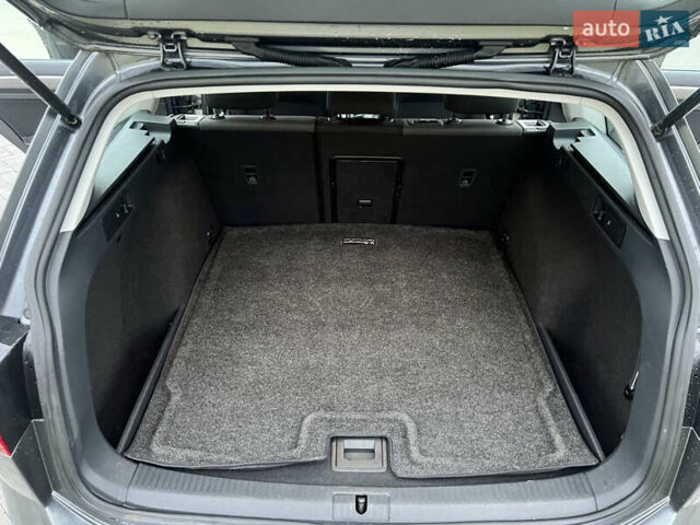 Серый Фольксваген Гольф, объемом двигателя 1.8 л и пробегом 160 тыс. км за 9600 $, фото 8 на Automoto.ua