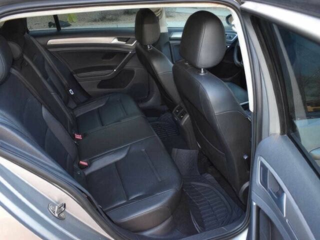 Серый Фольксваген Гольф, объемом двигателя 1.8 л и пробегом 76 тыс. км за 1600 $, фото 10 на Automoto.ua