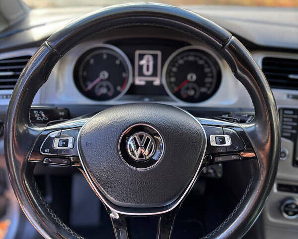 Сірий Фольксваген Гольф, об'ємом двигуна 1.6 л та пробігом 245 тис. км за 12500 $, фото 8 на Automoto.ua