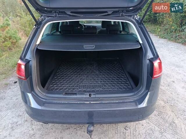 Серый Фольксваген Гольф, объемом двигателя 1.6 л и пробегом 331 тыс. км за 10900 $, фото 17 на Automoto.ua