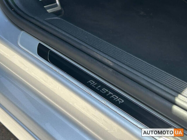 Серый Фольксваген Гольф, объемом двигателя 1.6 л и пробегом 215 тыс. км за 11800 $, фото 7 на Automoto.ua