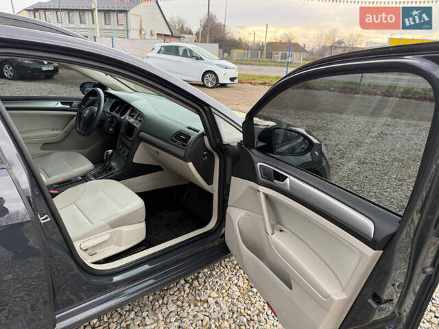 Серый Фольксваген Гольф, объемом двигателя 1.6 л и пробегом 272 тыс. км за 11200 $, фото 16 на Automoto.ua