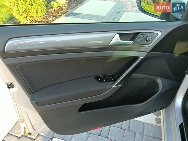 Фольксваген Гольф 2016 в Хмельницком на Automoto.ua Серый Фольксваген Гольф, объемом двигателя 1.6 л и пробегом 233 тыс. км за 10700 $, фото 30 на Automoto.ua