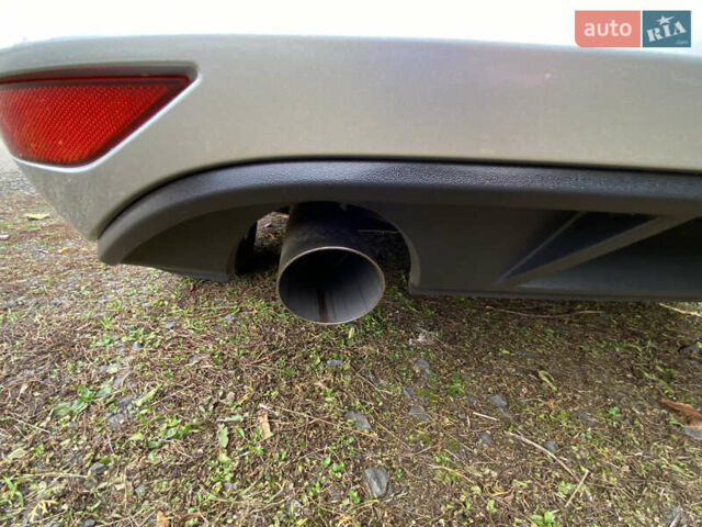 Серый Фольксваген Гольф, объемом двигателя 1.6 л и пробегом 237 тыс. км за 12200 $, фото 15 на Automoto.ua