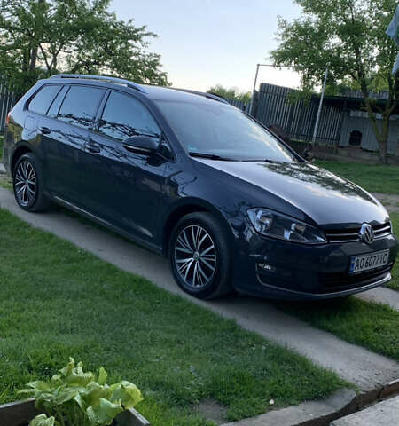 Серый Фольксваген Гольф, объемом двигателя 1.6 л и пробегом 280 тыс. км за 10999 $, фото 4 на Automoto.ua