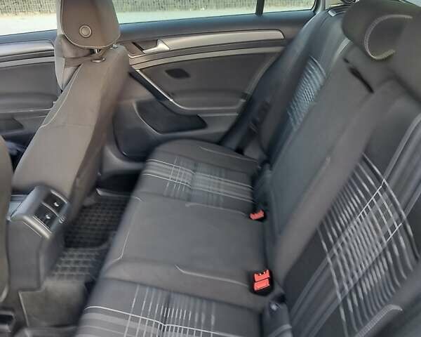 Сірий Фольксваген Гольф, об'ємом двигуна 1.97 л та пробігом 320 тис. км за 13299 $, фото 20 на Automoto.ua