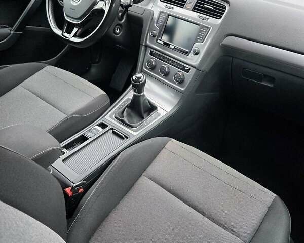 Сірий Фольксваген Гольф, об'ємом двигуна 1.6 л та пробігом 205 тис. км за 10499 $, фото 45 на Automoto.ua