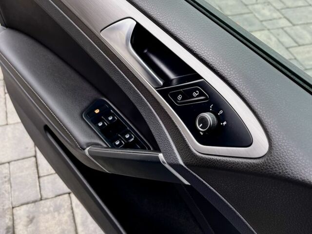 Серый Фольксваген Гольф, объемом двигателя 0 л и пробегом 245 тыс. км за 12200 $, фото 4 на Automoto.ua