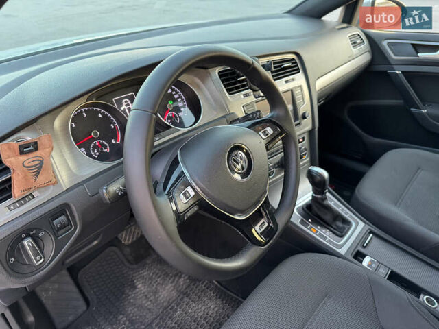 Серый Фольксваген Гольф, объемом двигателя 1.97 л и пробегом 289 тыс. км за 12350 $, фото 13 на Automoto.ua