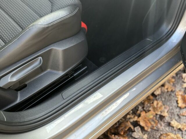 Сірий Фольксваген Гольф, об'ємом двигуна 1.6 л та пробігом 245 тис. км за 12800 $, фото 5 на Automoto.ua