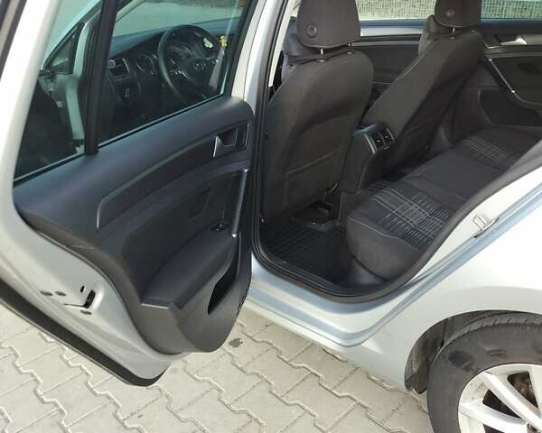 Сірий Фольксваген Гольф, об'ємом двигуна 1.97 л та пробігом 320 тис. км за 13299 $, фото 17 на Automoto.ua