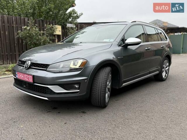 Серый Фольксваген Гольф, объемом двигателя 1.8 л и пробегом 199 тыс. км за 12200 $, фото 4 на Automoto.ua