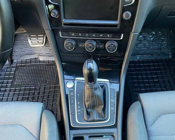 Серый Фольксваген Гольф, объемом двигателя 1.97 л и пробегом 189 тыс. км за 15900 $, фото 23 на Automoto.ua