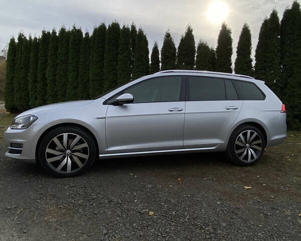 Серый Фольксваген Гольф, объемом двигателя 1.6 л и пробегом 237 тыс. км за 12200 $, фото 4 на Automoto.ua