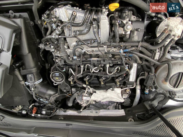 Серый Фольксваген Гольф, объемом двигателя 1.6 л и пробегом 237 тыс. км за 12200 $, фото 20 на Automoto.ua