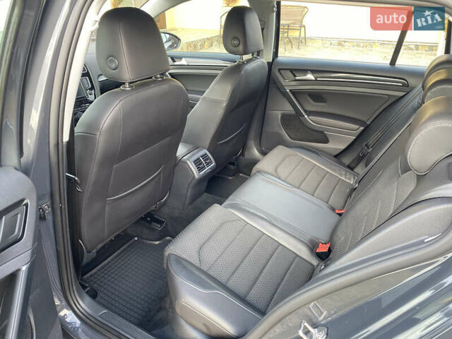 Сірий Фольксваген Гольф, об'ємом двигуна 2 л та пробігом 260 тис. км за 11900 $, фото 21 на Automoto.ua
