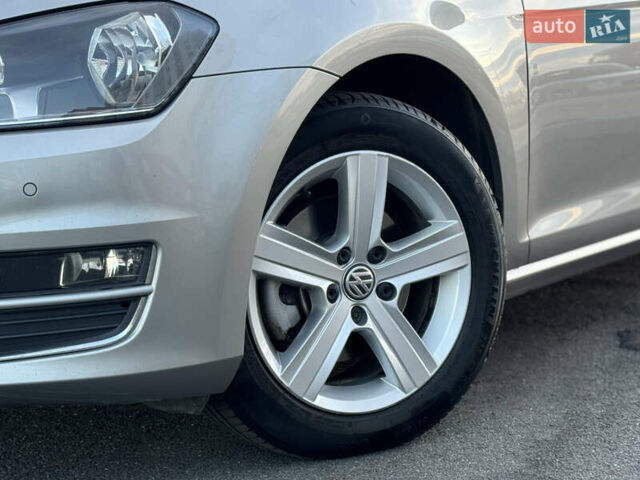 Сірий Фольксваген Гольф, об'ємом двигуна 1.6 л та пробігом 335 тис. км за 11999 $, фото 6 на Automoto.ua