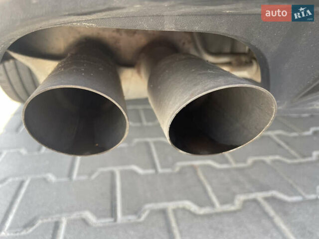 Серый Фольксваген Гольф, объемом двигателя 2 л и пробегом 238 тыс. км за 14000 $, фото 13 на Automoto.ua