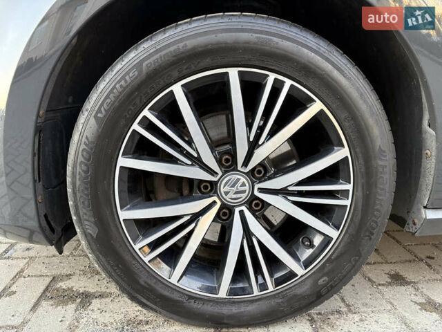 Серый Фольксваген Гольф, объемом двигателя 1.6 л и пробегом 280 тыс. км за 10999 $, фото 29 на Automoto.ua